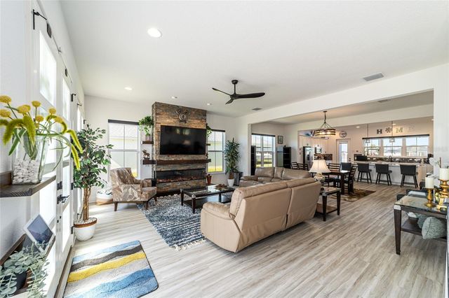 2577 ZAWACKI PATH, Middleton, FL 34762