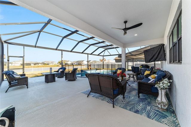 2577 ZAWACKI PATH, Middleton, FL 34762