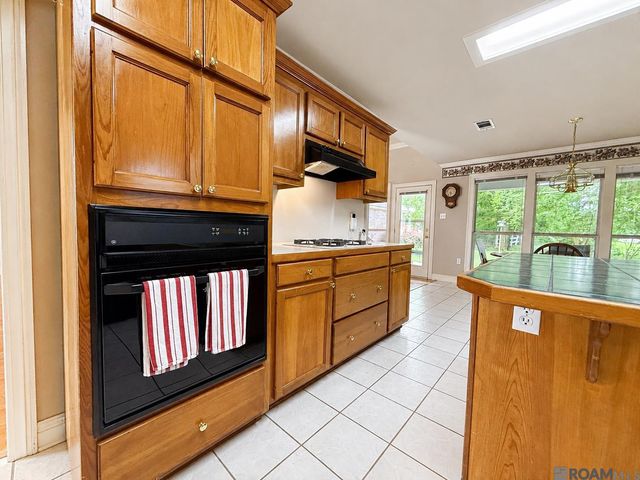 4033 Heidelberg Dr, Baton Rouge, LA 70816