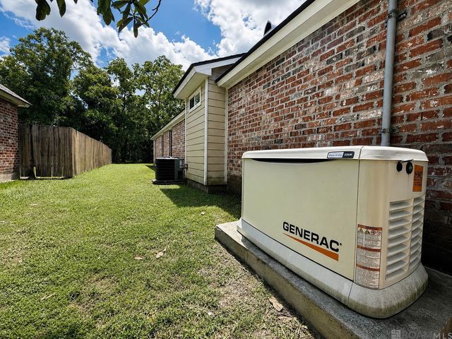 4033 Heidelberg Dr, Baton Rouge, LA 70816