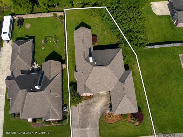 4033 Heidelberg Dr, Baton Rouge, LA 70816
