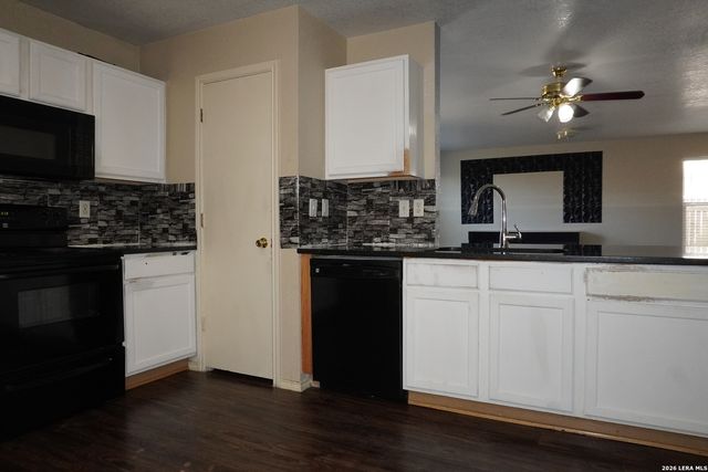 8162 Heights Vly, Converse, TX 78109