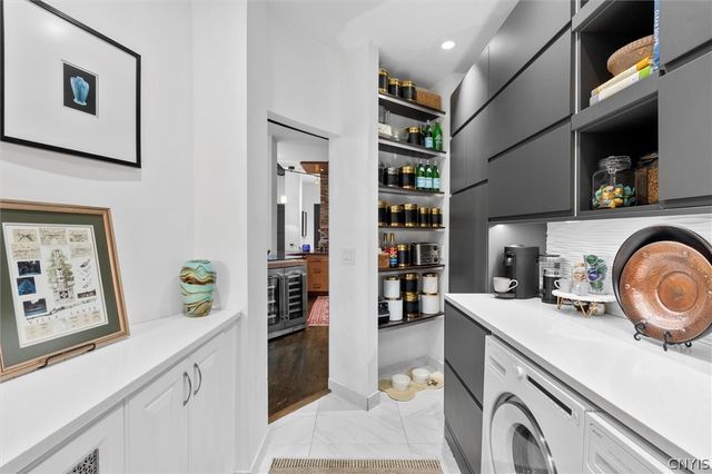 429 North Franklin Street 211, Syracuse, NY 13204