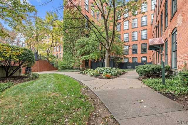 429 North Franklin Street 211, Syracuse, NY 13204