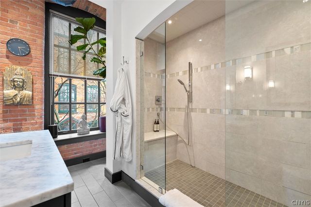 429 North Franklin Street 211, Syracuse, NY 13204