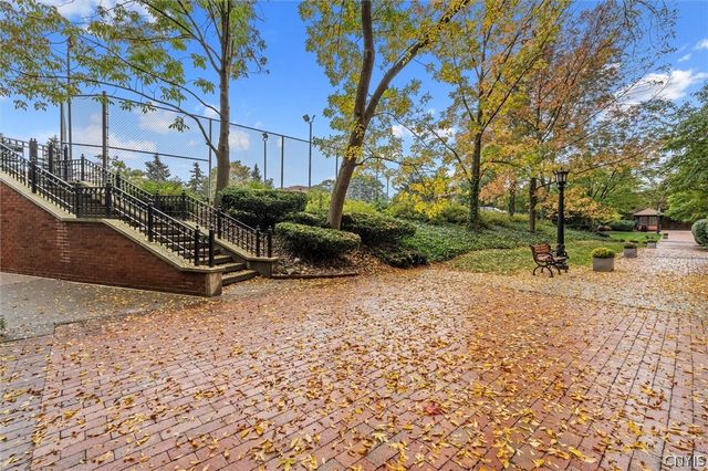 429 North Franklin Street 211, Syracuse, NY 13204