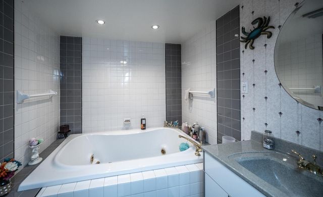 1142 Cheery Lane NE, Columbia Heights, MN 55421