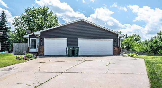 1142 Cheery Lane NE, Columbia Heights, MN 55421