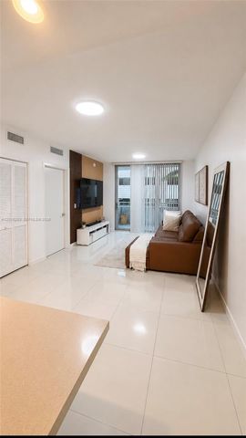 7661 NW 107th Ave 206, Doral, FL 33178