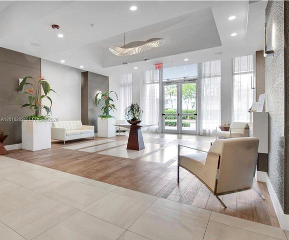 7661 NW 107th Ave 206, Doral, FL 33178