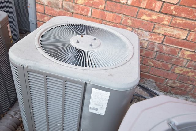 18333 Roehampton Drive 322, Dallas, TX 75252