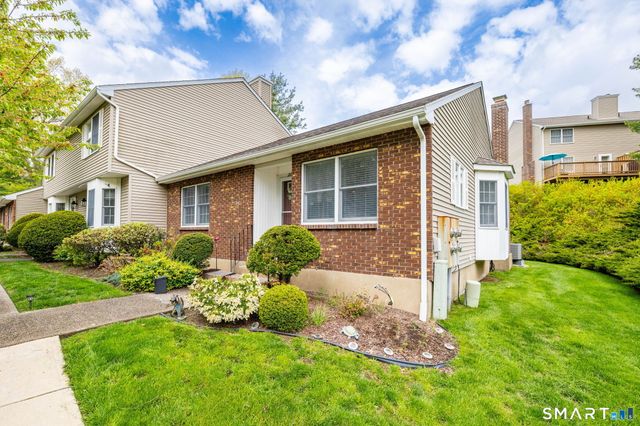 207 Holly Hill Drive 207, Rocky Hill, CT 06067