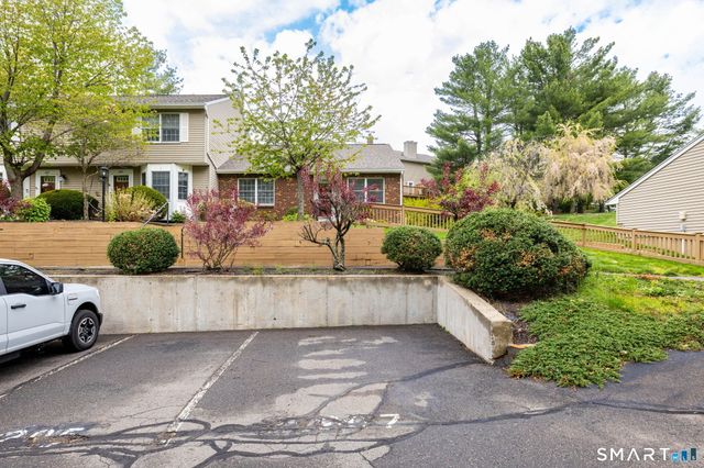 207 Holly Hill Drive 207, Rocky Hill, CT 06067