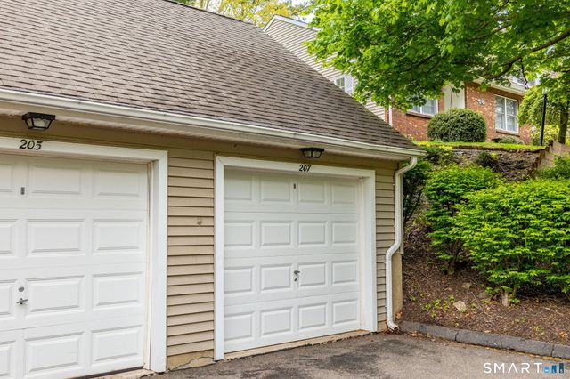 207 Holly Hill Drive 207, Rocky Hill, CT 06067