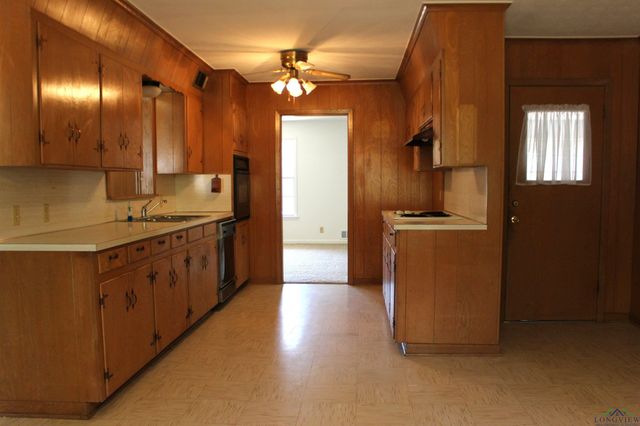 3601 Dudley Rd, Kilgore, TX 75662