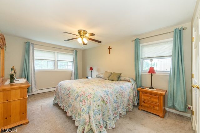 21 Whitegate Rd, Roxbury Twp., NJ 07876