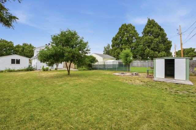 620 17th Street N, Moorhead, MN 56560