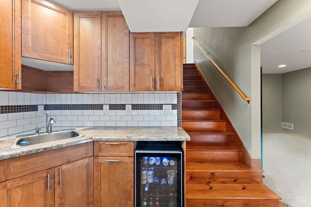 714 50th Avenue NE, Columbia Heights, MN 55421