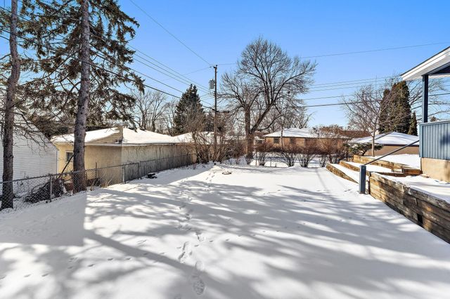 714 50th Avenue NE, Columbia Heights, MN 55421