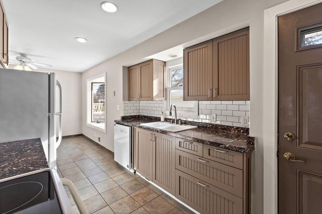 714 50th Avenue NE, Columbia Heights, MN 55421