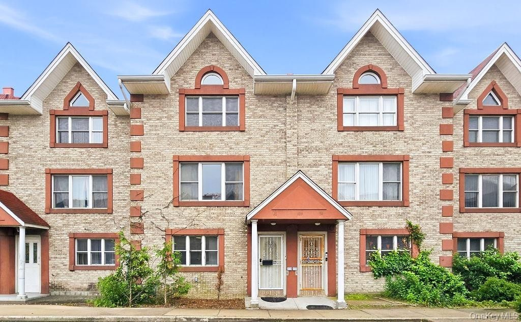 114-56 Taipei Court, College Point, NY 11356