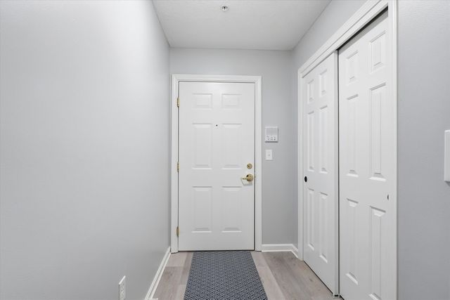 15 Lovell St Apt 17, Nashua, NH 03060