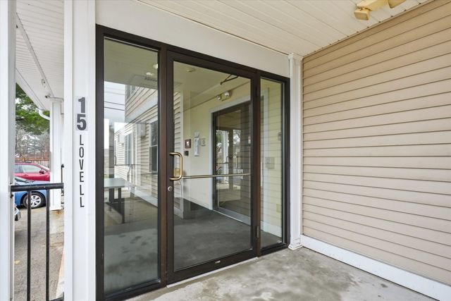 15 Lovell St Apt 17, Nashua, NH 03060