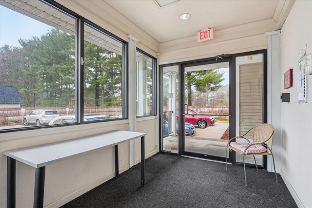 15 Lovell St Apt 17, Nashua, NH 03060