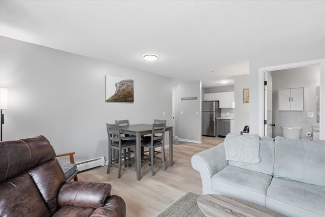 15 Lovell St Apt 17, Nashua, NH 03060