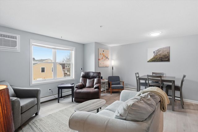 15 Lovell St Apt 17, Nashua, NH 03060