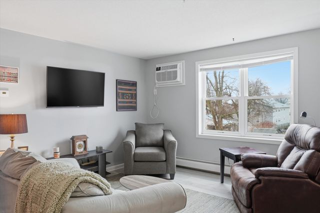 15 Lovell St Apt 17, Nashua, NH 03060