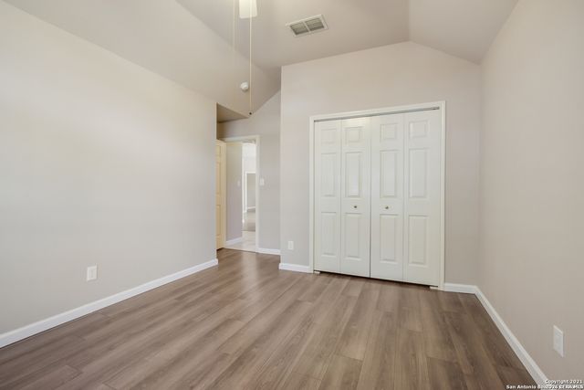 1136 BERRY CREEK DR, Schertz, TX 78154