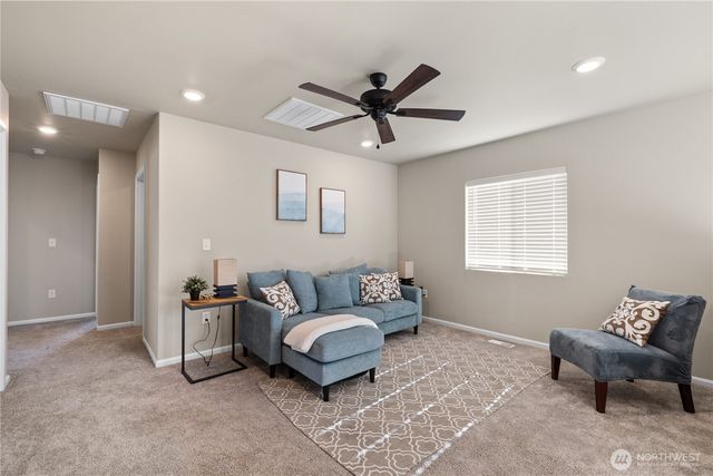 1339 Baker Heights Loop, Bremerton, WA 98312