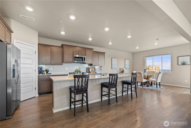 1339 Baker Heights Loop, Bremerton, WA 98312