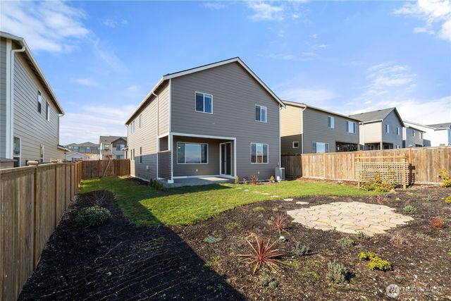 1339 Baker Heights Loop, Bremerton, WA 98312