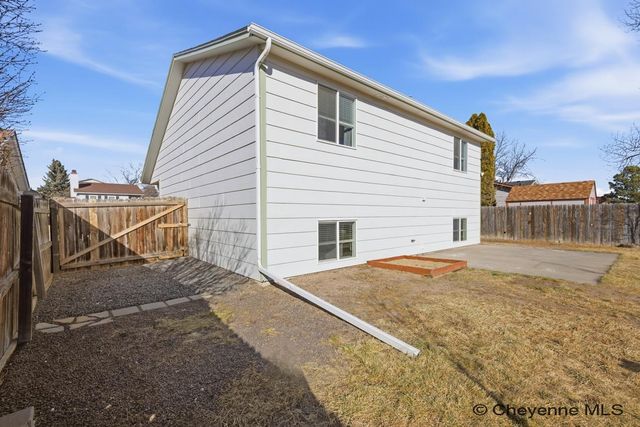 4109 ROGERS AVE, Cheyenne, WY 82009
