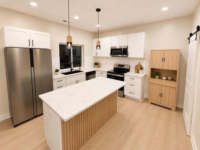 421 Oak St, Clarksville, TN 37042