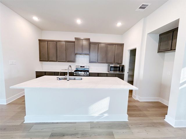 6007 Churchill Springs Lane, Fulshear, TX 77441