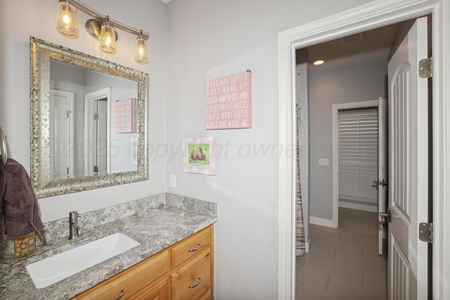 7802 Goldenview Circle, Amarillo, TX 79119