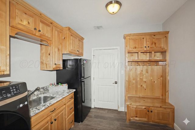 7802 Goldenview Circle, Amarillo, TX 79119