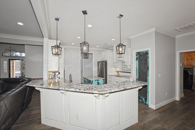 7802 Goldenview Circle, Amarillo, TX 79119