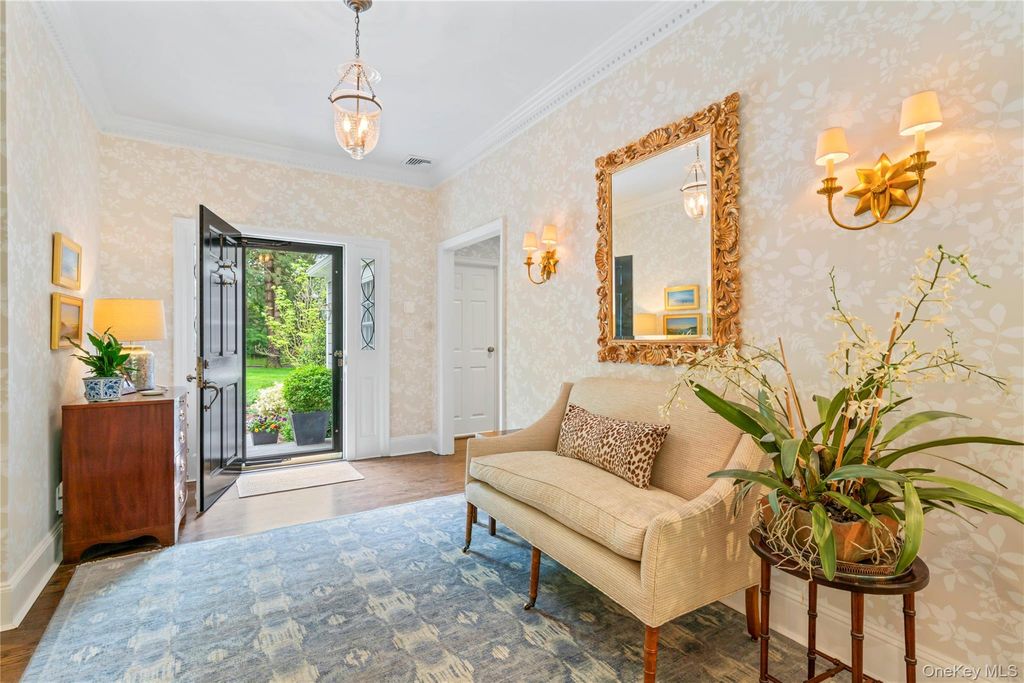 18 Matinecock Farms Road, Glen Cove, NY 11542 — photo 5