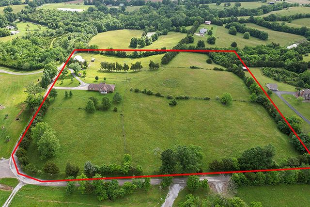 690 Whites Road, Perryville, KY 40468