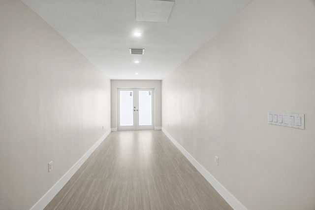5496 NE 22nd Avenue, Fort Lauderdale, FL 33308