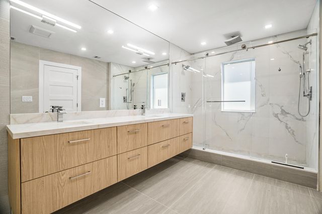 5496 NE 22nd Avenue, Fort Lauderdale, FL 33308