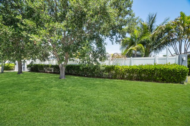 5496 NE 22nd Avenue, Fort Lauderdale, FL 33308