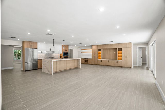 5496 NE 22nd Avenue, Fort Lauderdale, FL 33308