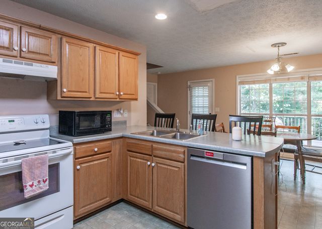 200 Tenney Road, Senoia, GA 30276