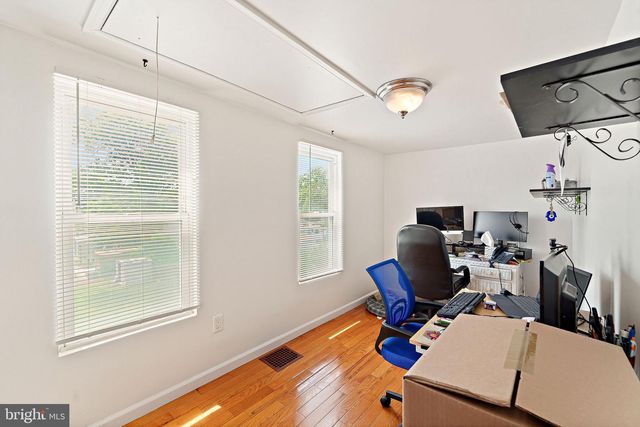 806 HESSIAN AVE, National Park, NJ 08063