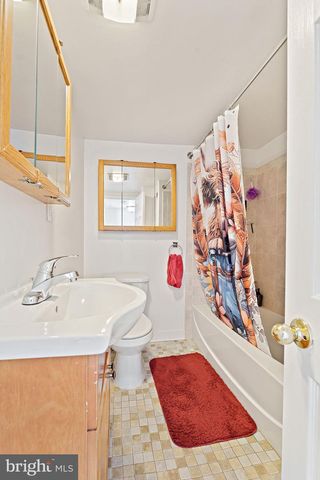 806 HESSIAN AVE, National Park, NJ 08063